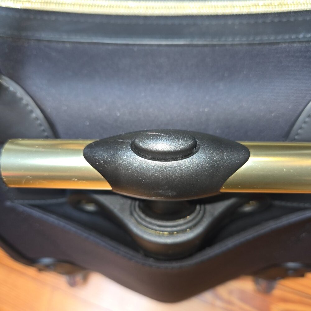 Ted baker roll suitcase - Picture 5 of 6